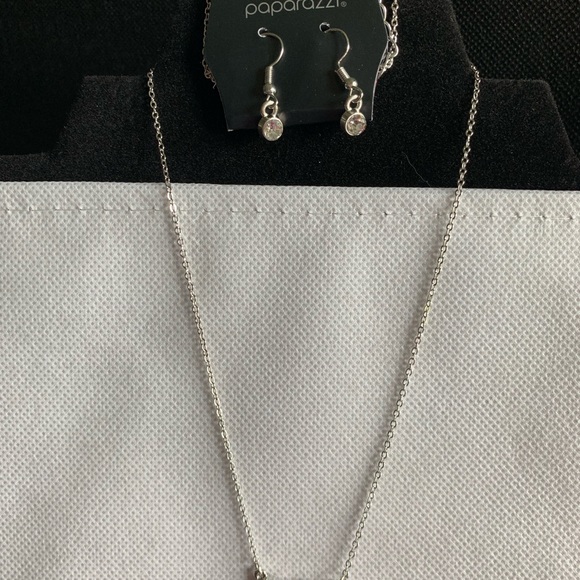 Paparazzi Zi Signature Piece - Picture 6 of 8